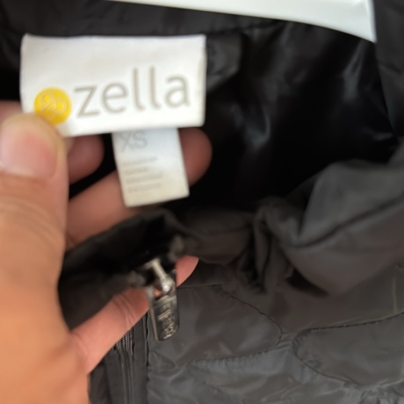 Women’s black winter jacket small in very good condition condition worn twice - Picture 4 of 8